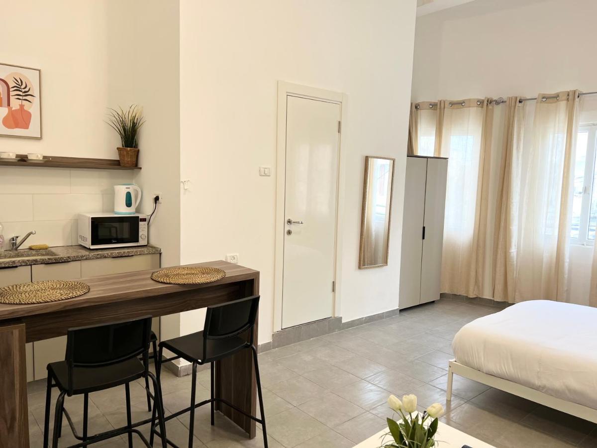 Aspentlv - Hacarmel Market Apartments & Studios 텔아비브 외부 사진