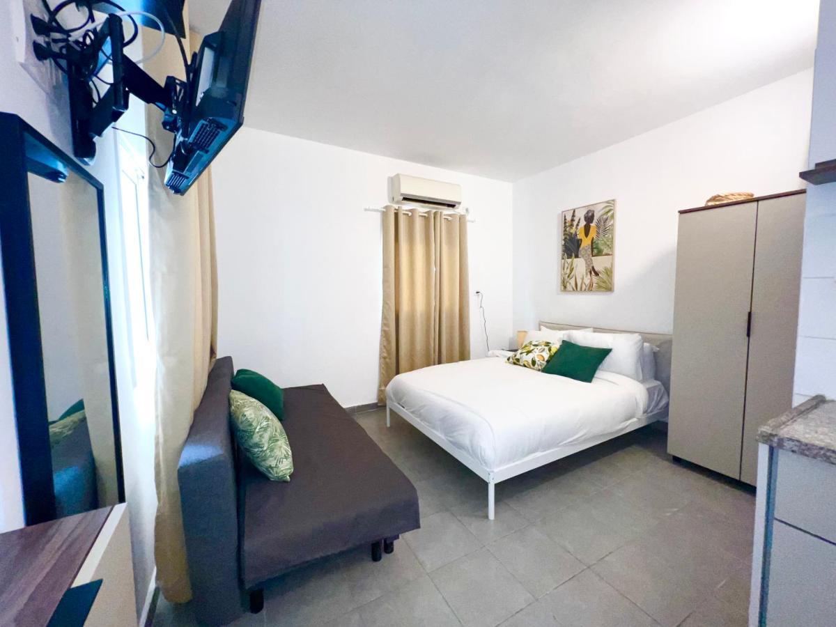 Aspentlv - Hacarmel Market Apartments & Studios 텔아비브 외부 사진