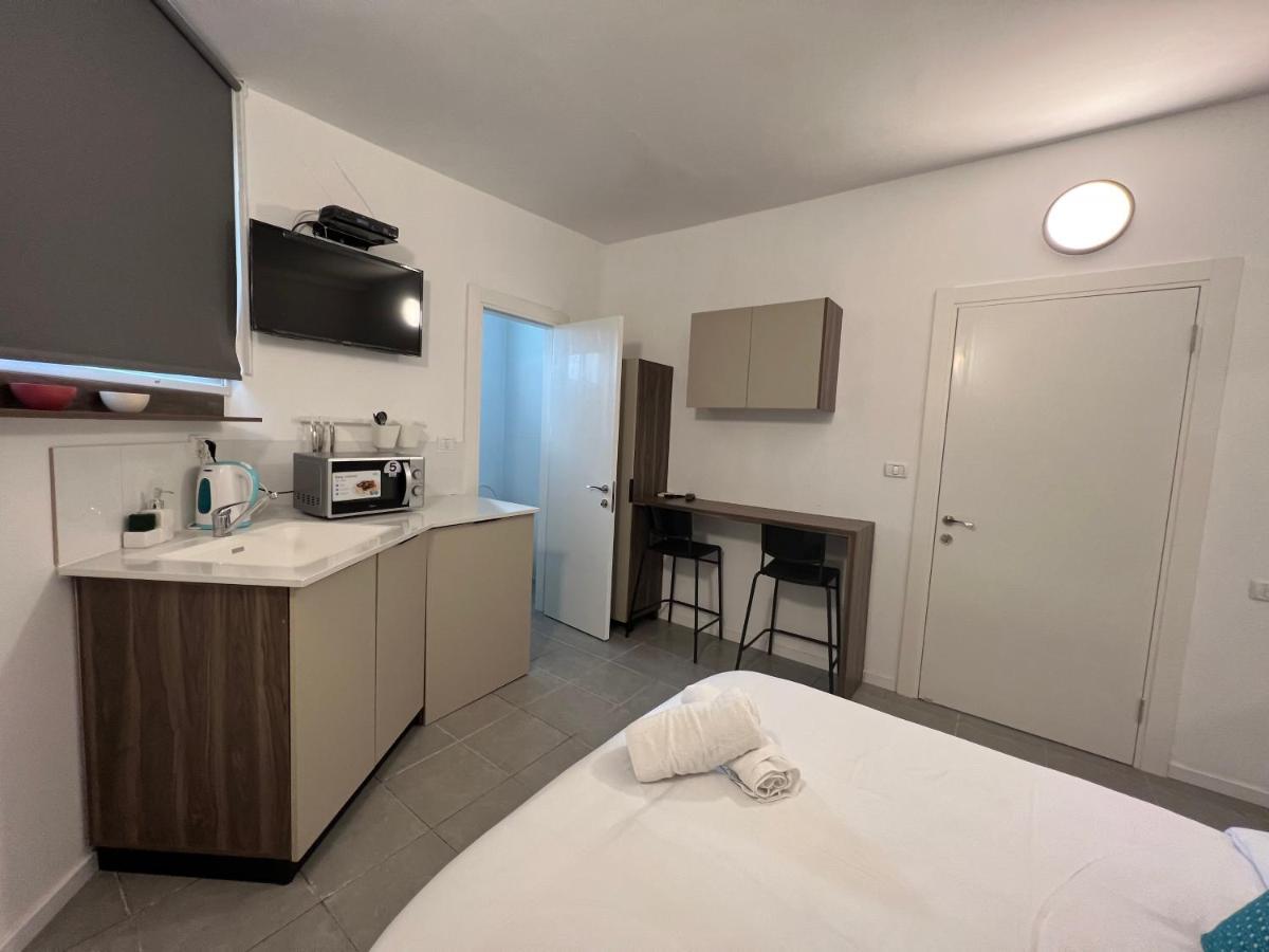 Aspentlv - Hacarmel Market Apartments & Studios 텔아비브 외부 사진